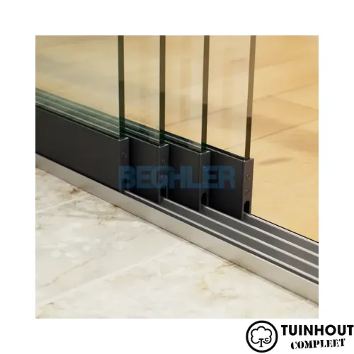 Glazen schuifwanden zwart 4-rail tot 3860 mm breed 4 x 980 mm glas